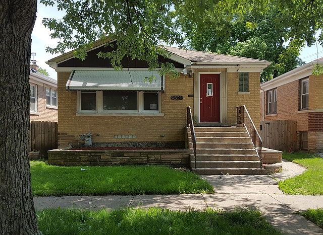 1st image of 3841 S Highland Ave
