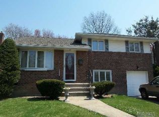 2109 Bit Path, Seaford, NY 11783