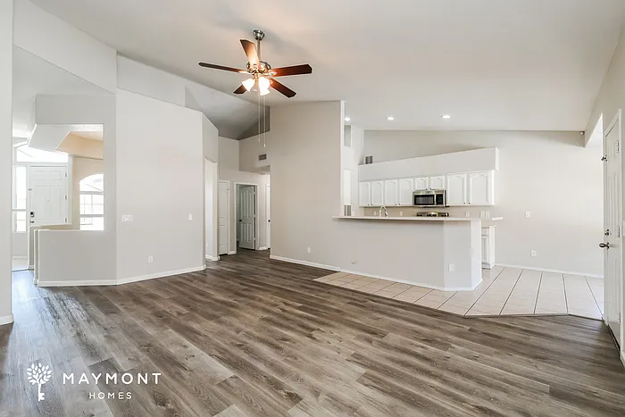 4 bed, 2.0 bath, 2236 sqft, $2,549 — Photo 4