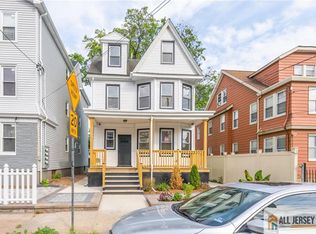 32 Palm St, Newark, NJ