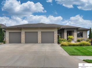 1413 S 208th St, Elkhorn, NE 68022