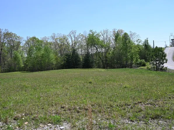 144 Enterprise Dr, Crossville, TN 38571