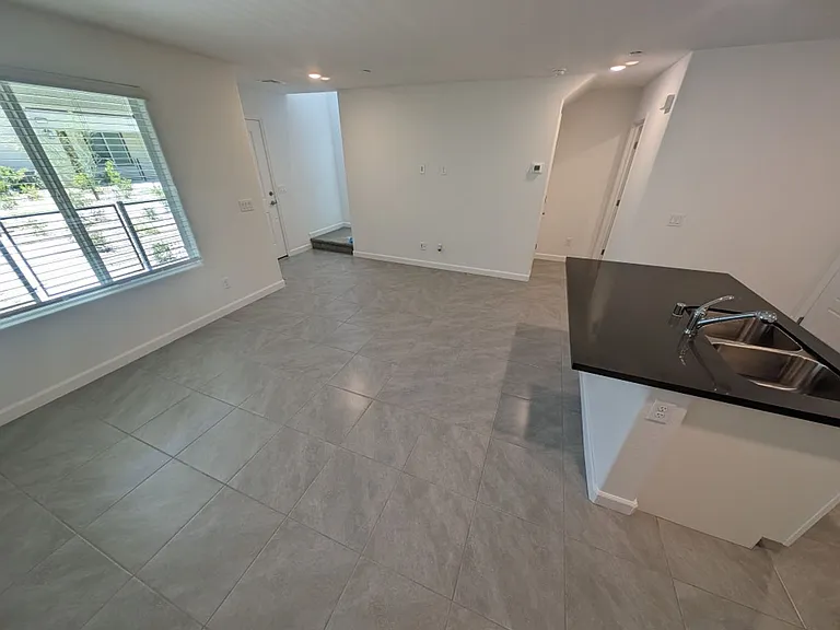 3509 Golden Chariot Ave — Photo 6