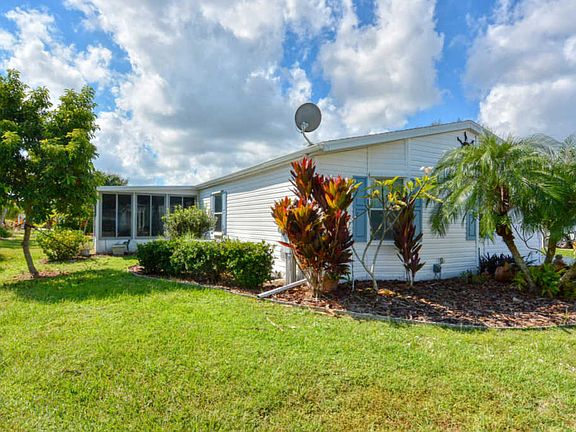 2nd image of 3821 Spatterdock Ln