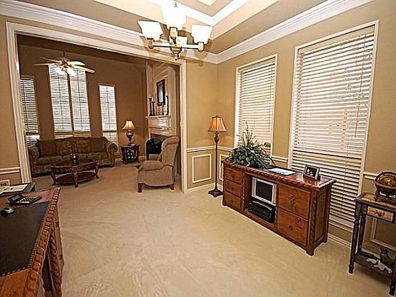 2nd image of 6703 Nantucket Ln