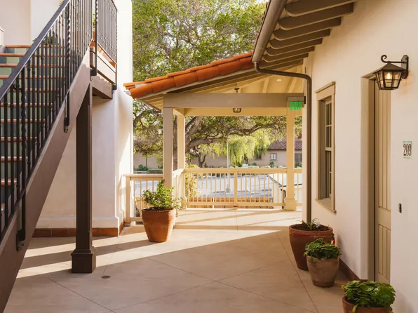 226 E De La Guerra St, Santa Barbara, CA