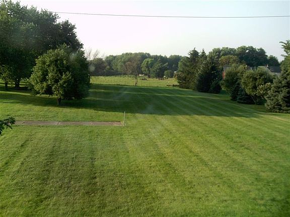 2.22 acres of peace!!