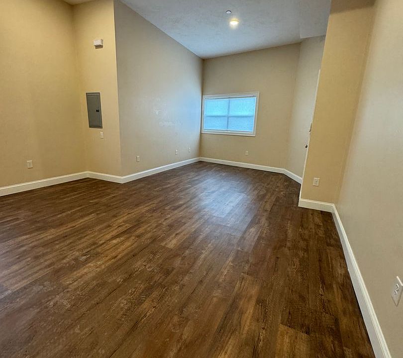 149153 Washington St Haverhill, MA 01832 149153 Washington St