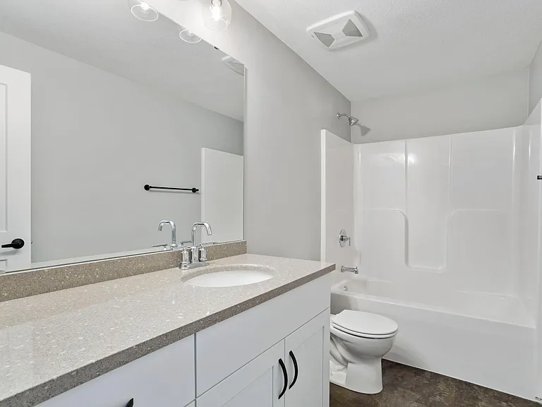 2114 Douglas Trl — Photo 7
