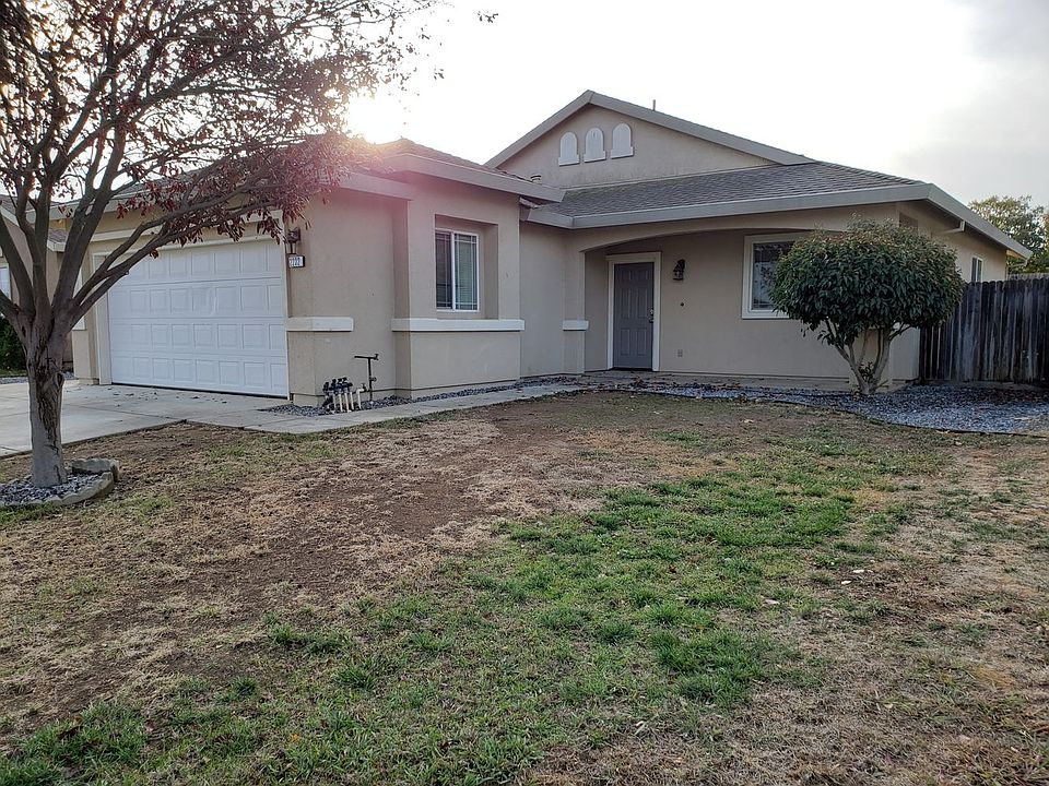 1st image of 2232 Roberta Ave