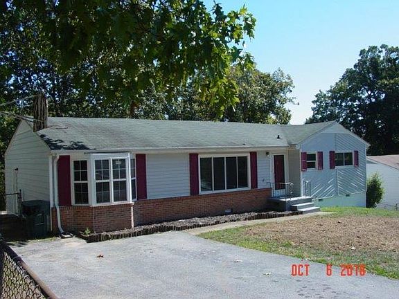 2nd image of 1239 Cranbrook Dr