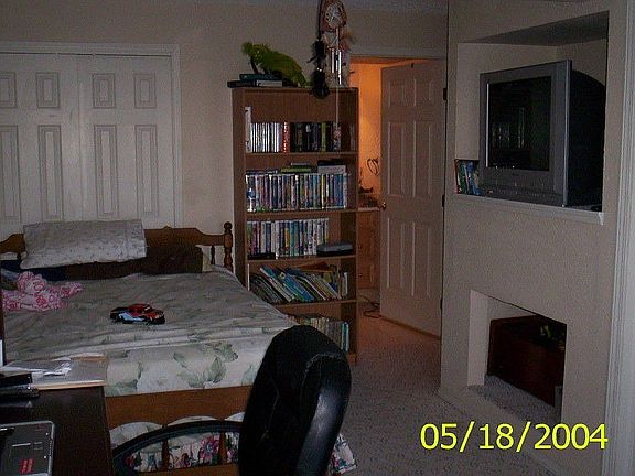 Basement bedroom