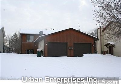 2nd image of 1206 Cheery Ln NE