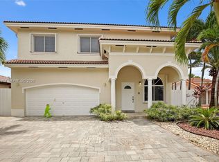 15274 SW 36th Ter, Miami, FL 33185