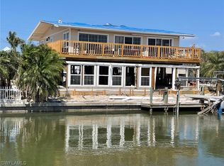 310 Bayland Rd, Fort Myers Beach, FL 33931