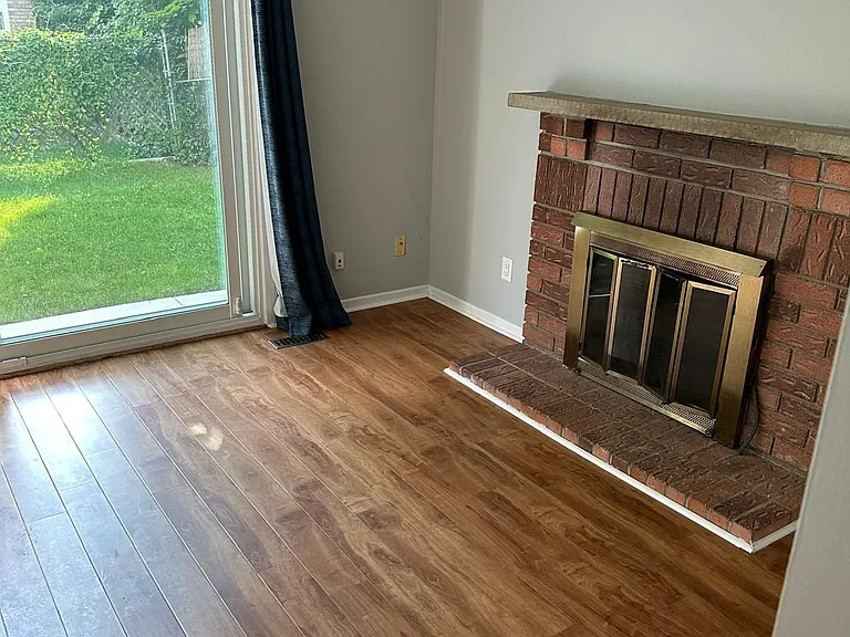 665 Cowan Cir #BSMNT — Photo 2