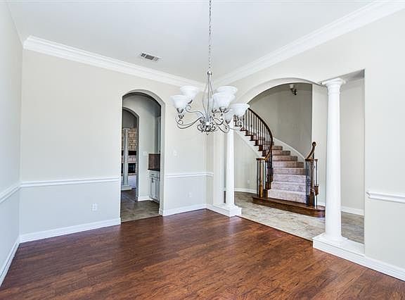 4th image of 12404 Yellow Wood Dr