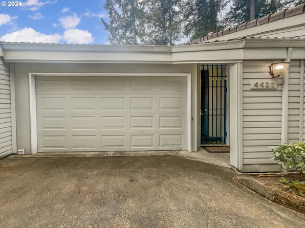 4438 Thunder Vista Ln #4438, Lake Oswego, OR 97035