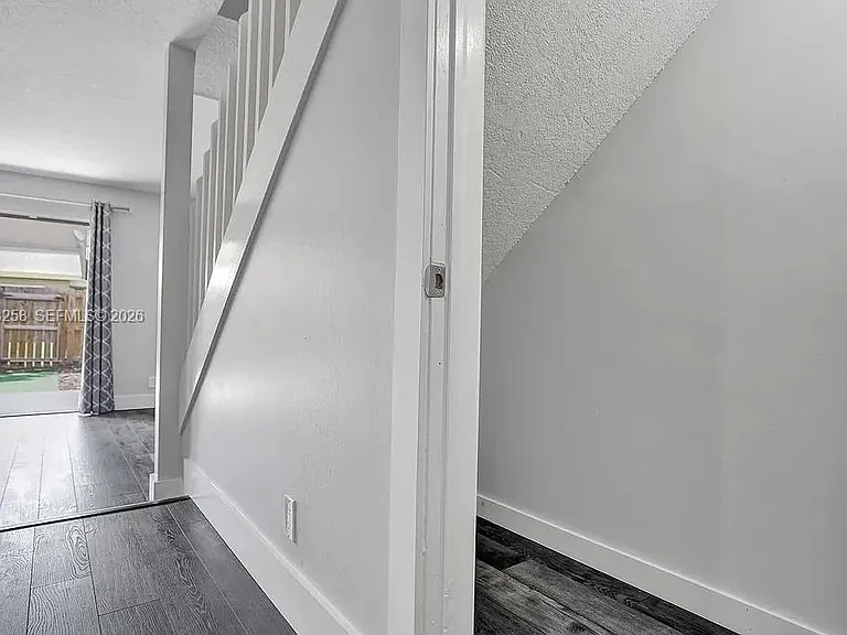 5084 S University Dr — Photo 8