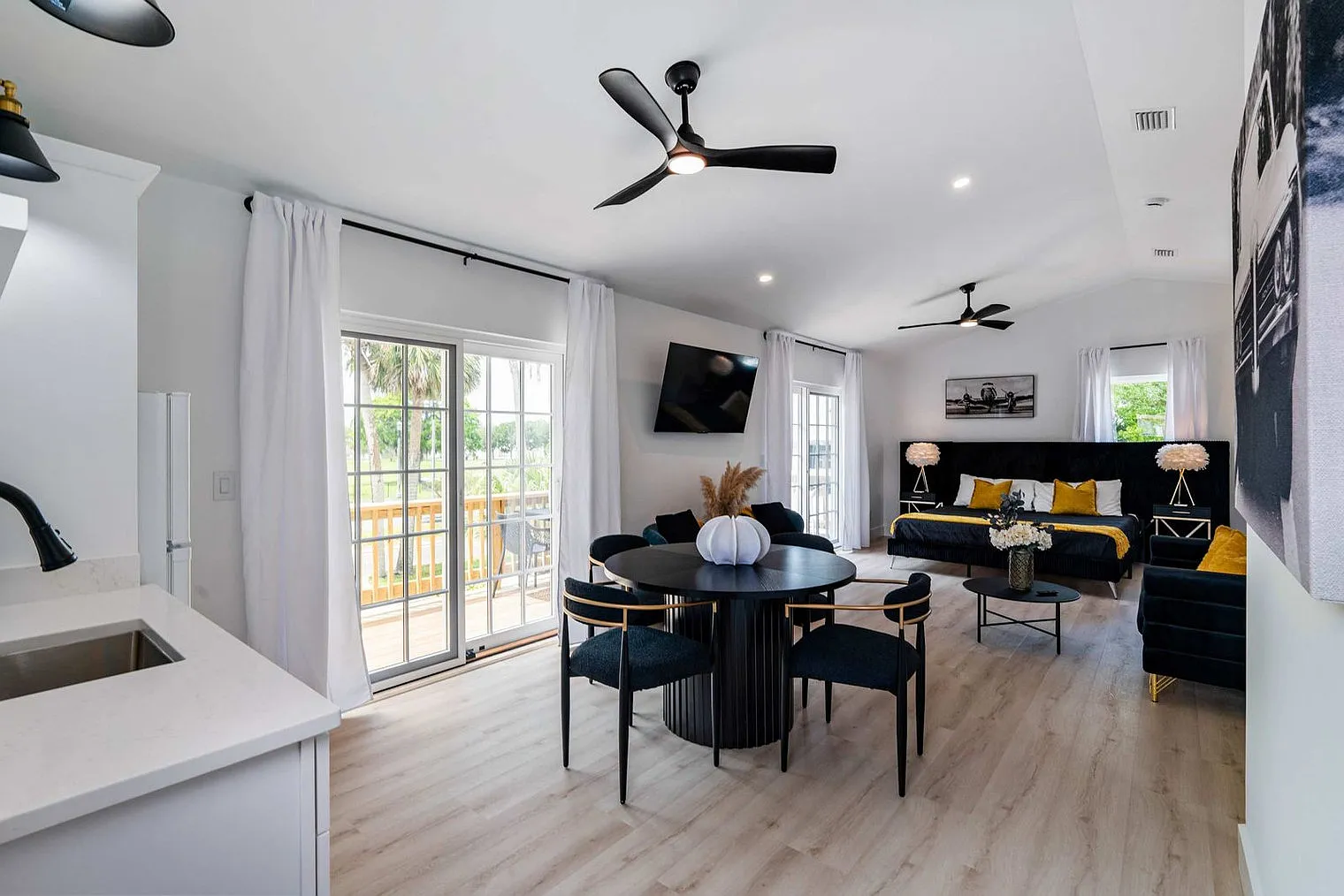 5 bed, 4.0 bath, 2594 sqft, $23,031 — Photo 3