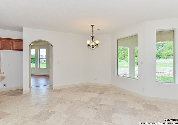 3rd image of 1460 Decanter Dr