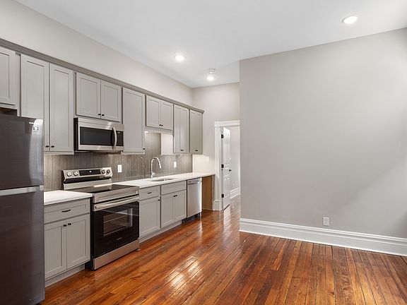 4th image of 4244 Norfolk Ave #1F