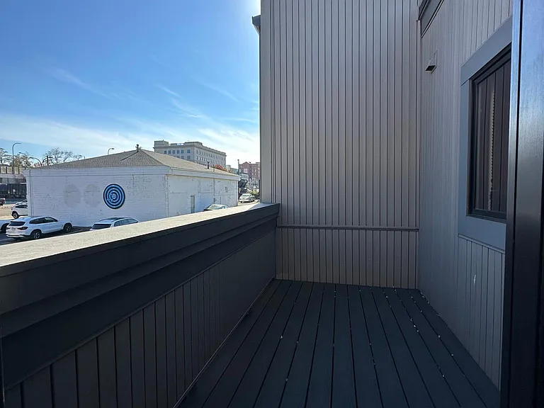 103 N Howard St #B — Photo 15