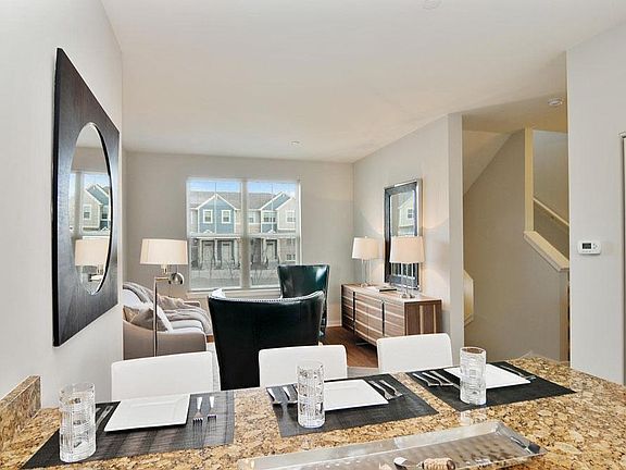5th image of 103 Oak Leaf Ln #6-110