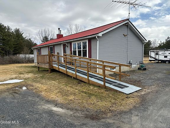 2nd image of 1541 Farley Road