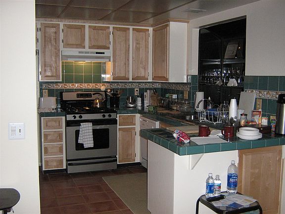 3rd image of 3832 Cameo Dr