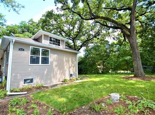 804 Ridgeland St, Fox River Grove, IL 60021