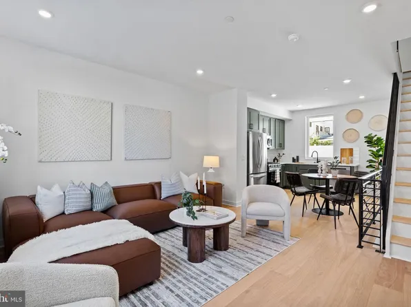 2118 E Rush St, Philadelphia, PA 19134