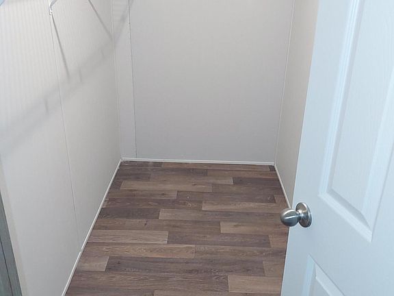 5th image of 506 SE San Jose Street