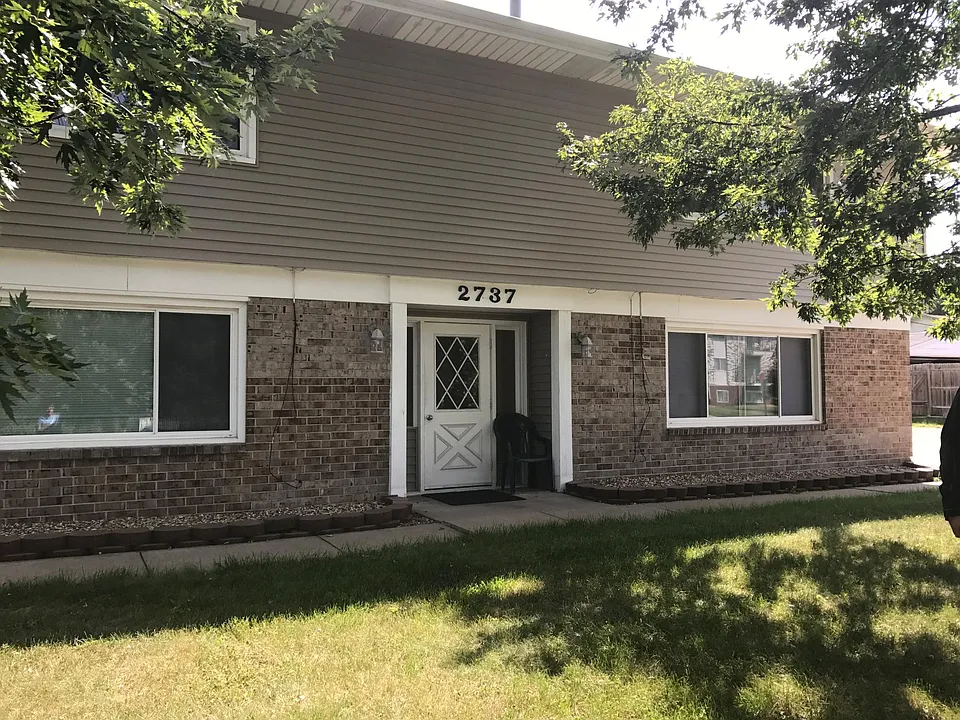 2737 O Ave NW #2