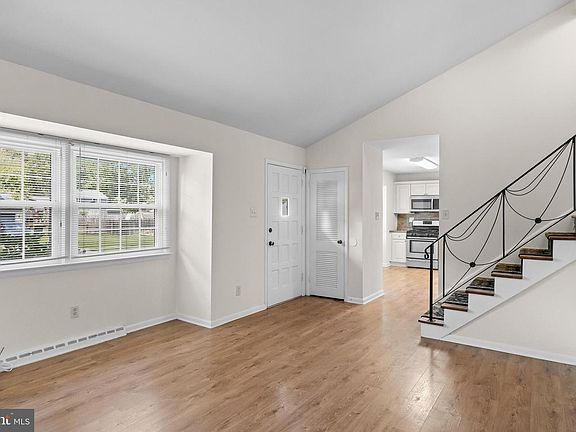 3rd image of 334 Cleveland Ave