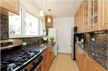2nd image of 200 Central Park S APT 17J