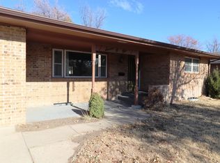 701 E Johnson St, Garden City, KS 67846