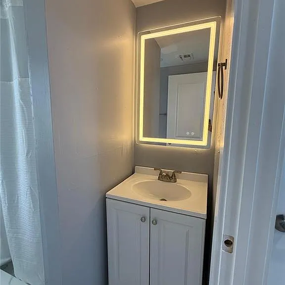 5317 Fleming St — Photo 7