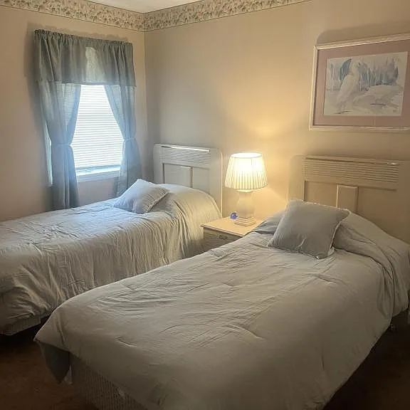 549 White River Dr #14C — Photo 6