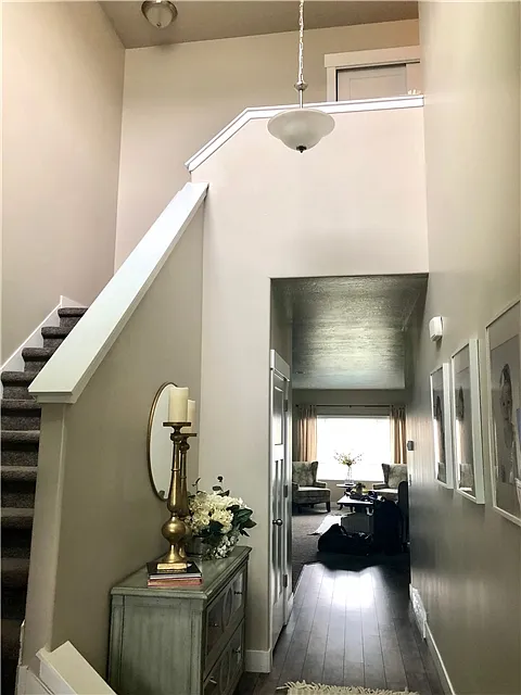 4 bed, 2.5 bath, 3414 sqft, $2,695 — Photo 2