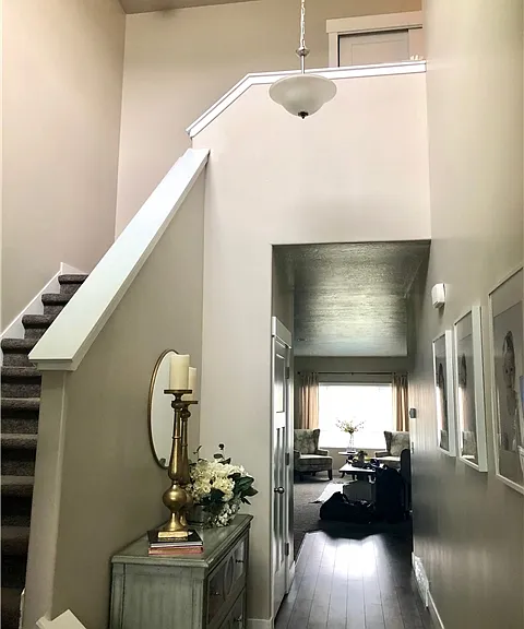 595 W Koins Way — Photo 2