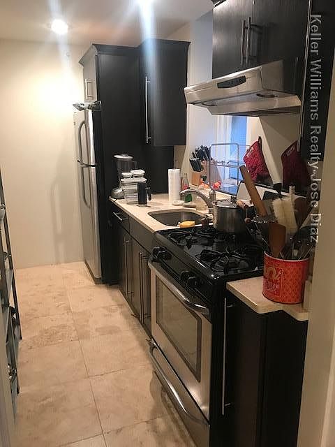 2nd image of 110 Benefit St APT 3