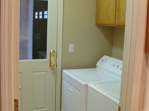 5th image of 225 Chauncy Way
