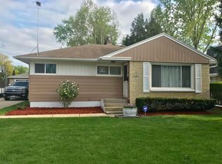 10427 W Custer Ave, Milwaukee, WI 53225