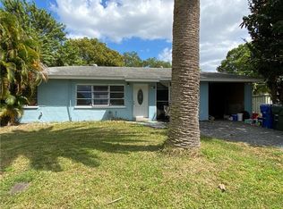 514 12th St NW, Largo, FL 33770