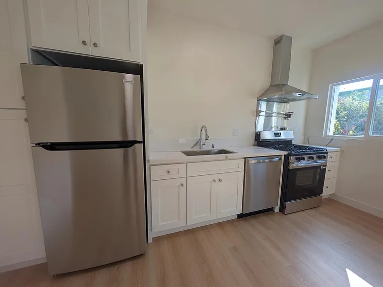 133 N Reno St #201 — Photo 2