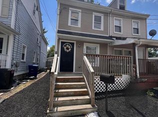 220 Chestnut St, Mount Holly, NJ 08060