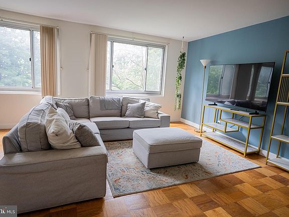 3rd image of 1900 Lyttonsville Rd APT 514