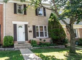 9482 Abingdon Ct, Manassas, VA 20109