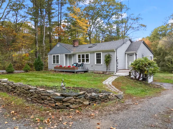 301 Route 103, York, ME 03909